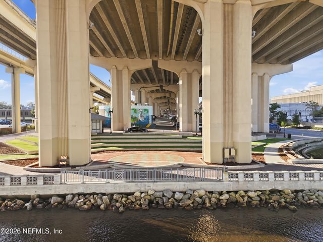 1560 LANCASTER Terrace 908, Jacksonville, FL 32204