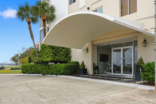 1560 LANCASTER Terrace 908, Jacksonville, FL 32204