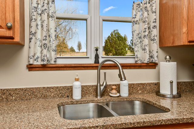 861 Country Meadows Road, Highlandville, MO 65669