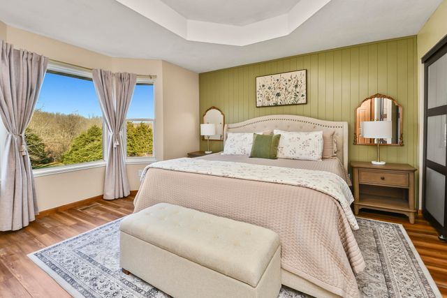 861 Country Meadows Road, Highlandville, MO 65669