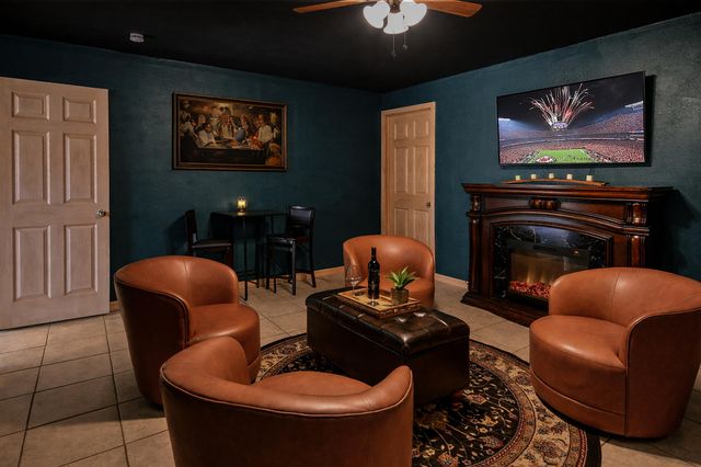 861 Country Meadows Road, Highlandville, MO 65669