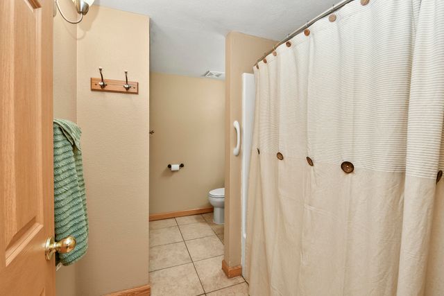 861 Country Meadows Road, Highlandville, MO 65669