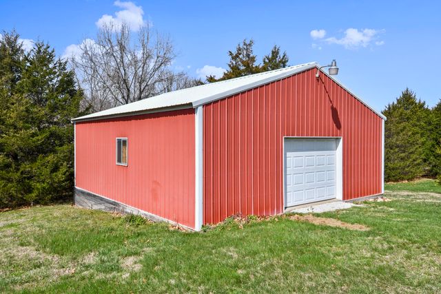 861 Country Meadows Road, Highlandville, MO 65669