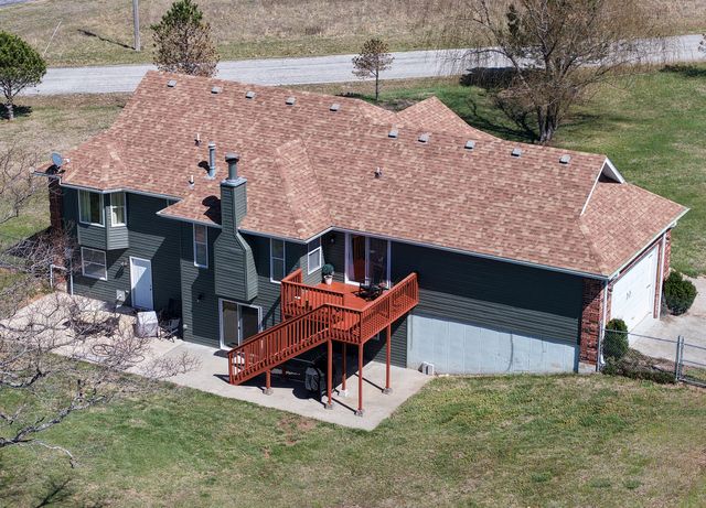 861 Country Meadows Road, Highlandville, MO 65669