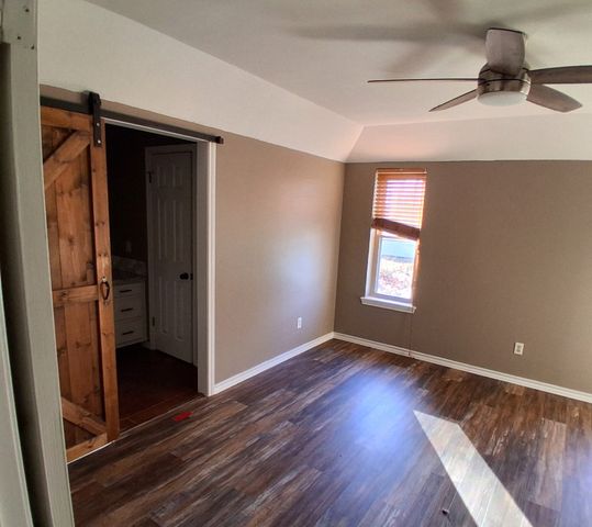 18 Kay Circle, Nash, TX 75569