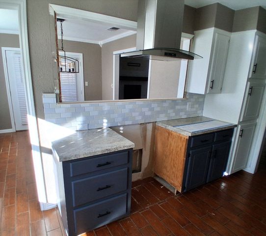 18 Kay Circle, Nash, TX 75569