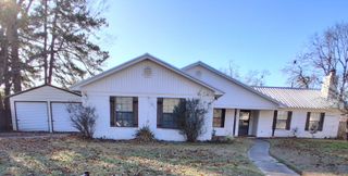 18 Kay Circle, Nash, TX 75569