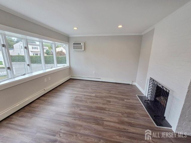 533 S Park S Drive, Perth Amboy, NJ 08861