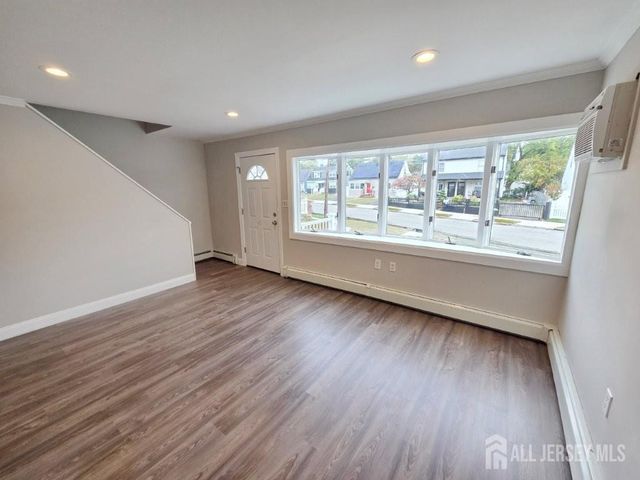 533 S Park S Drive, Perth Amboy, NJ 08861