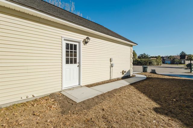 6011 Mossy Oaks Dr., North Myrtle Beach, SC 29582