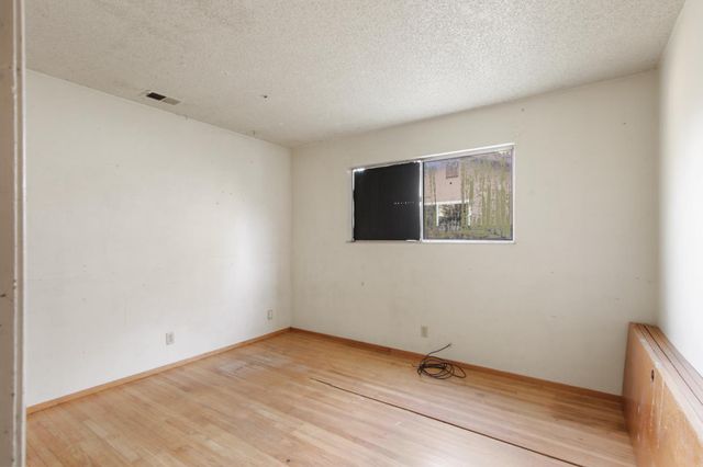 2505 Loyola Dr, Davis, CA 95618