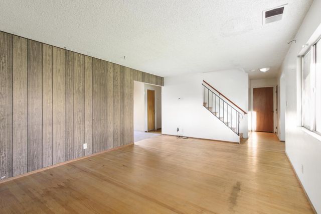 2505 Loyola Dr, Davis, CA 95618