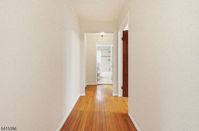 14 Hill Rd, Stanhope Boro, NJ 07874