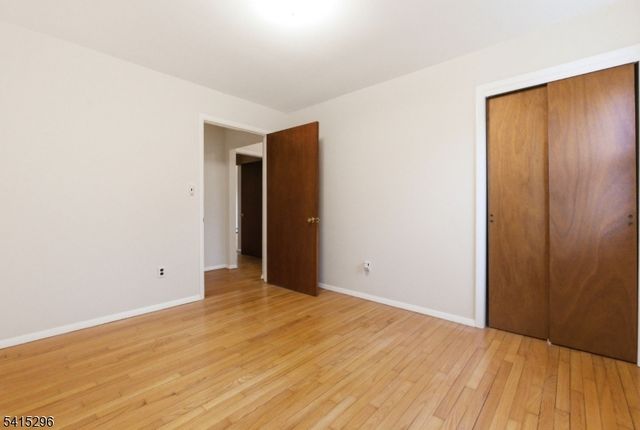 14 Hill Rd, Stanhope Boro, NJ 07874