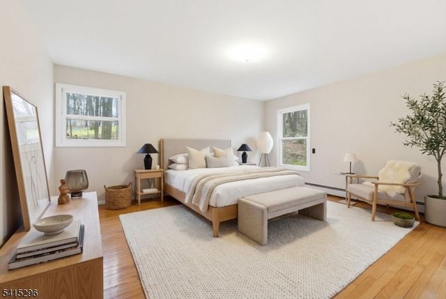 14 Hill Rd, Stanhope Boro, NJ 07874