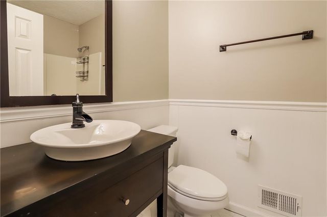 2010 Golden Ridge Circle, Cumming, GA 30040