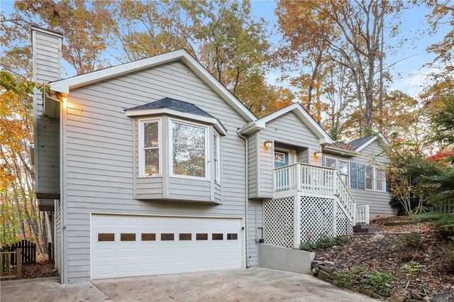 2010 Golden Ridge Circle, Cumming, GA 30040