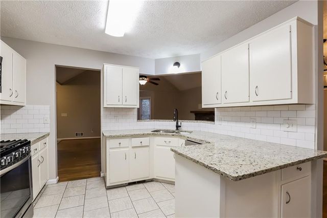 2010 Golden Ridge Circle, Cumming, GA 30040