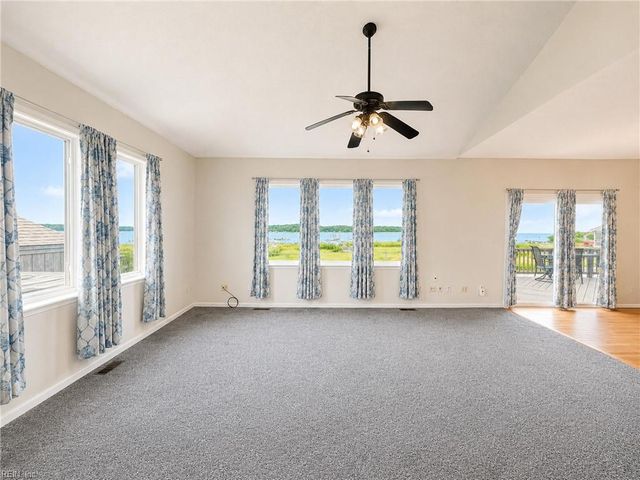 1214 Dandy Loop RD, Yorktown, VA 23692