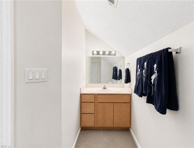 1214 Dandy Loop RD, Yorktown, VA 23692