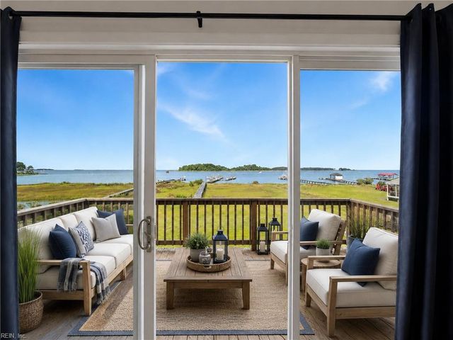 1214 Dandy Loop RD, Yorktown, VA 23692