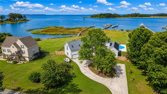 1214 Dandy Loop RD, Yorktown, VA 23692