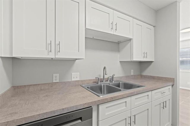 6206 Robinson Street 2, Mission, KS 66202