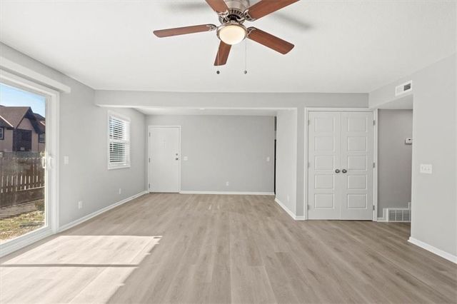 6206 Robinson Street 2, Mission, KS 66202