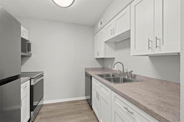 6206 Robinson Street 2, Mission, KS 66202