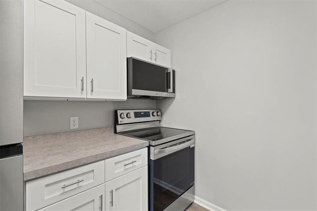 6206 Robinson Street 2, Mission, KS 66202