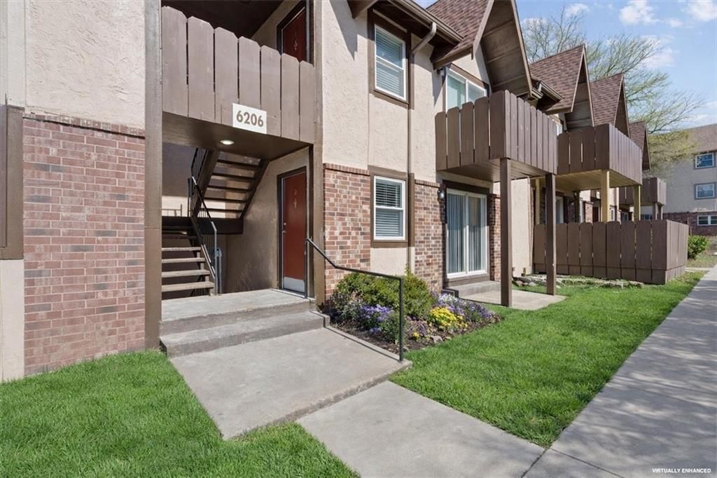 6206 Robinson Street 2, Mission, KS 66202