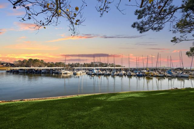 7041 Kingston Cove Lane 155, Willis, TX 77318