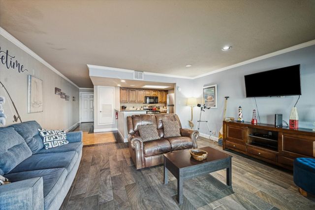 7041 Kingston Cove Lane 155, Willis, TX 77318