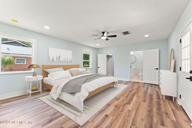 2655 COMMUNITY Road, Jacksonville, FL 32207