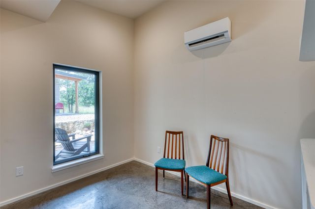 1039 Link DR, Kingsland, TX 78639