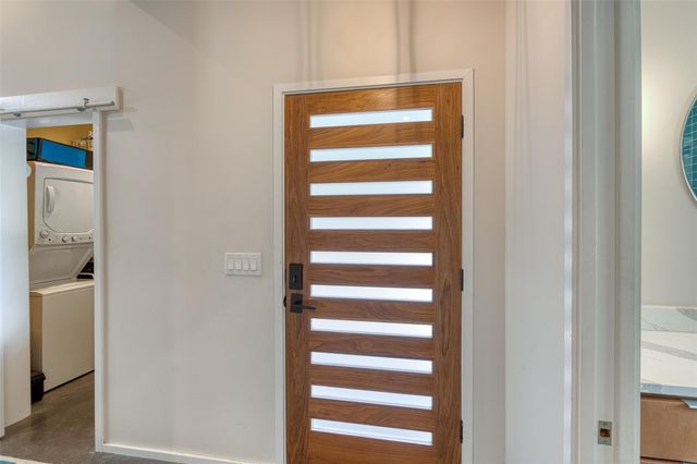 1039 Link DR, Kingsland, TX 78639