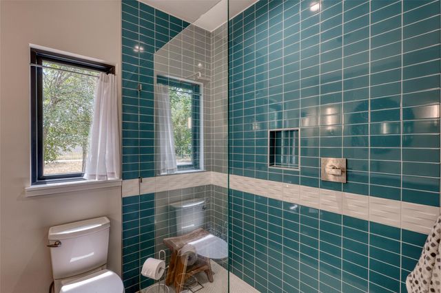 1039 Link DR, Kingsland, TX 78639