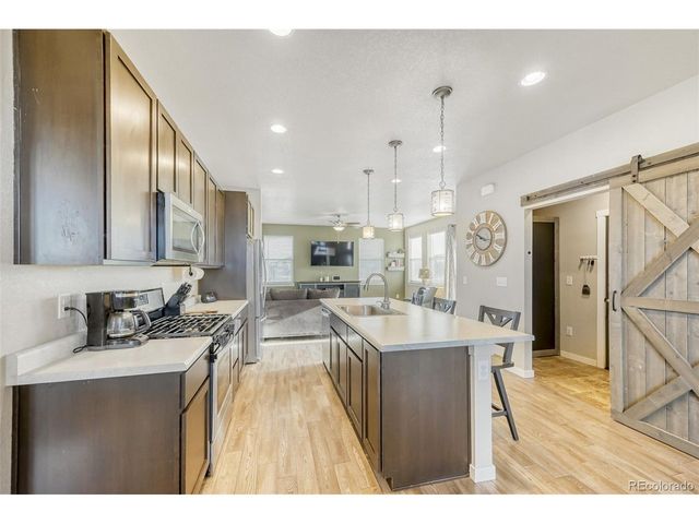 450 Wyatt Dr, Hudson, CO 80642