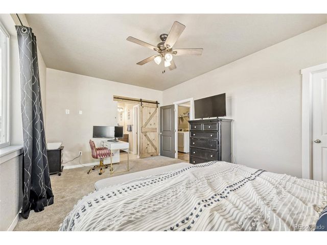 450 Wyatt Dr, Hudson, CO 80642