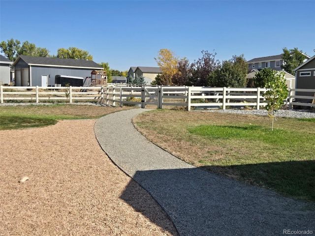 450 Wyatt Dr, Hudson, CO 80642