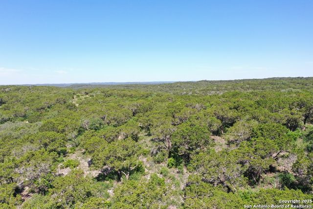 000 Pr 2775, Mico, TX 78056