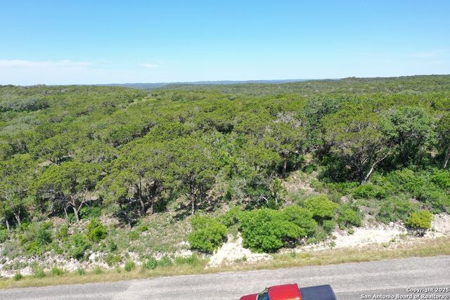 000 Pr 2775, Mico, TX 78056