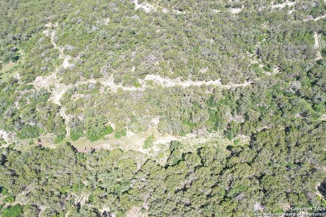 000 Pr 2775, Mico, TX 78056