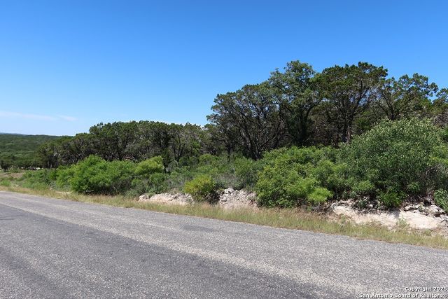 000 Pr 2775, Mico, TX 78056