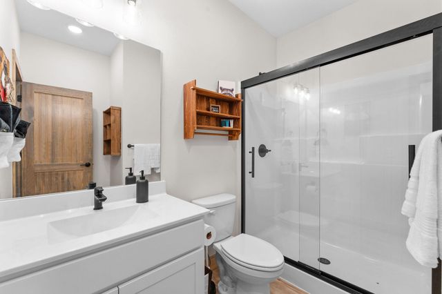 112 Backwoods Loop, Hollister, MO 65672