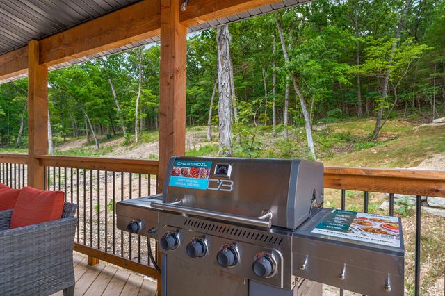 112 Backwoods Loop, Hollister, MO 65672