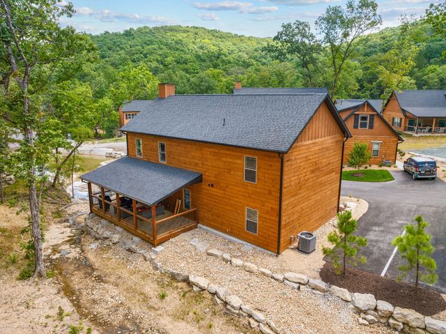 112 Backwoods Loop, Hollister, MO 65672
