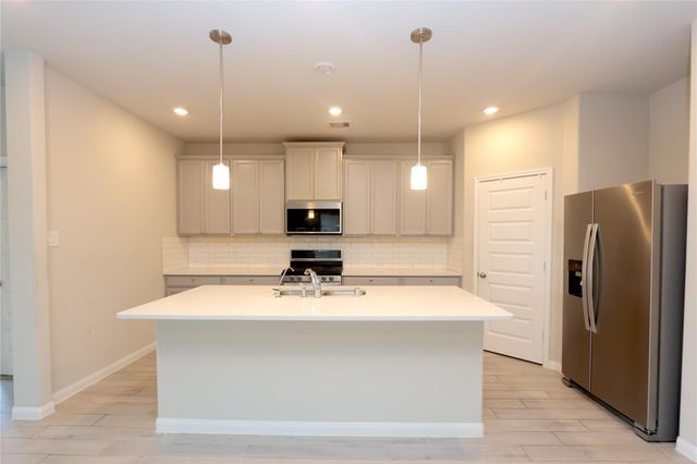7219 Toluca Drive, Rosharon, TX 77583