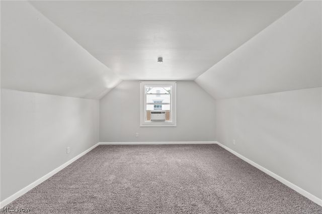 2376 Harding Road, Cuyahoga Falls, OH 44223