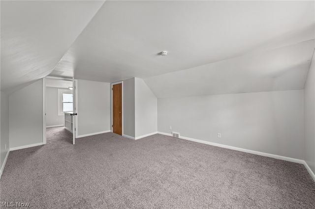 2376 Harding Road, Cuyahoga Falls, OH 44223